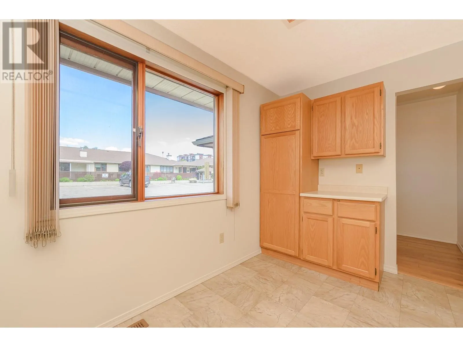 151 8 Avenue SW Unit# 10