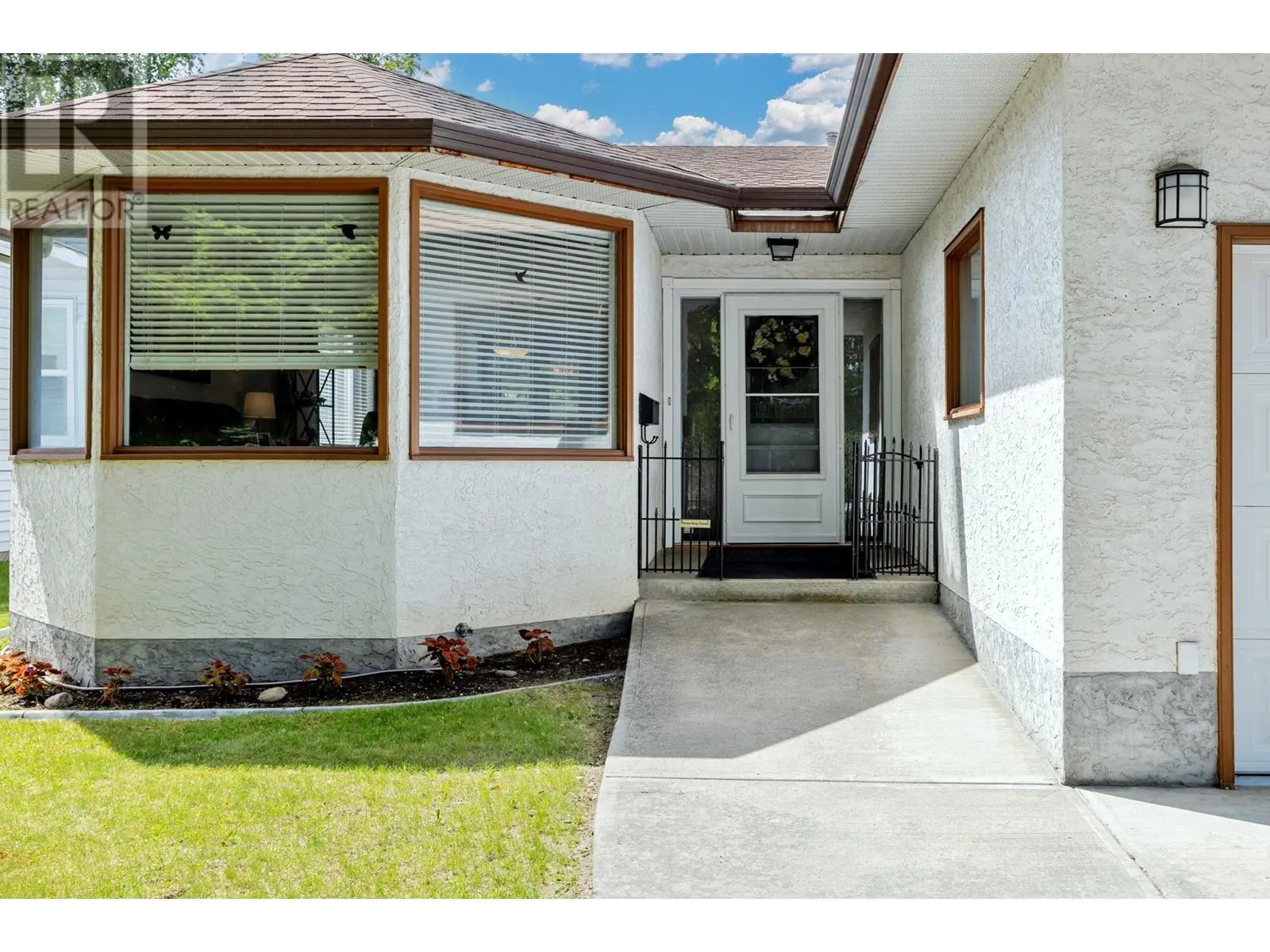 2640 Gordon Drive