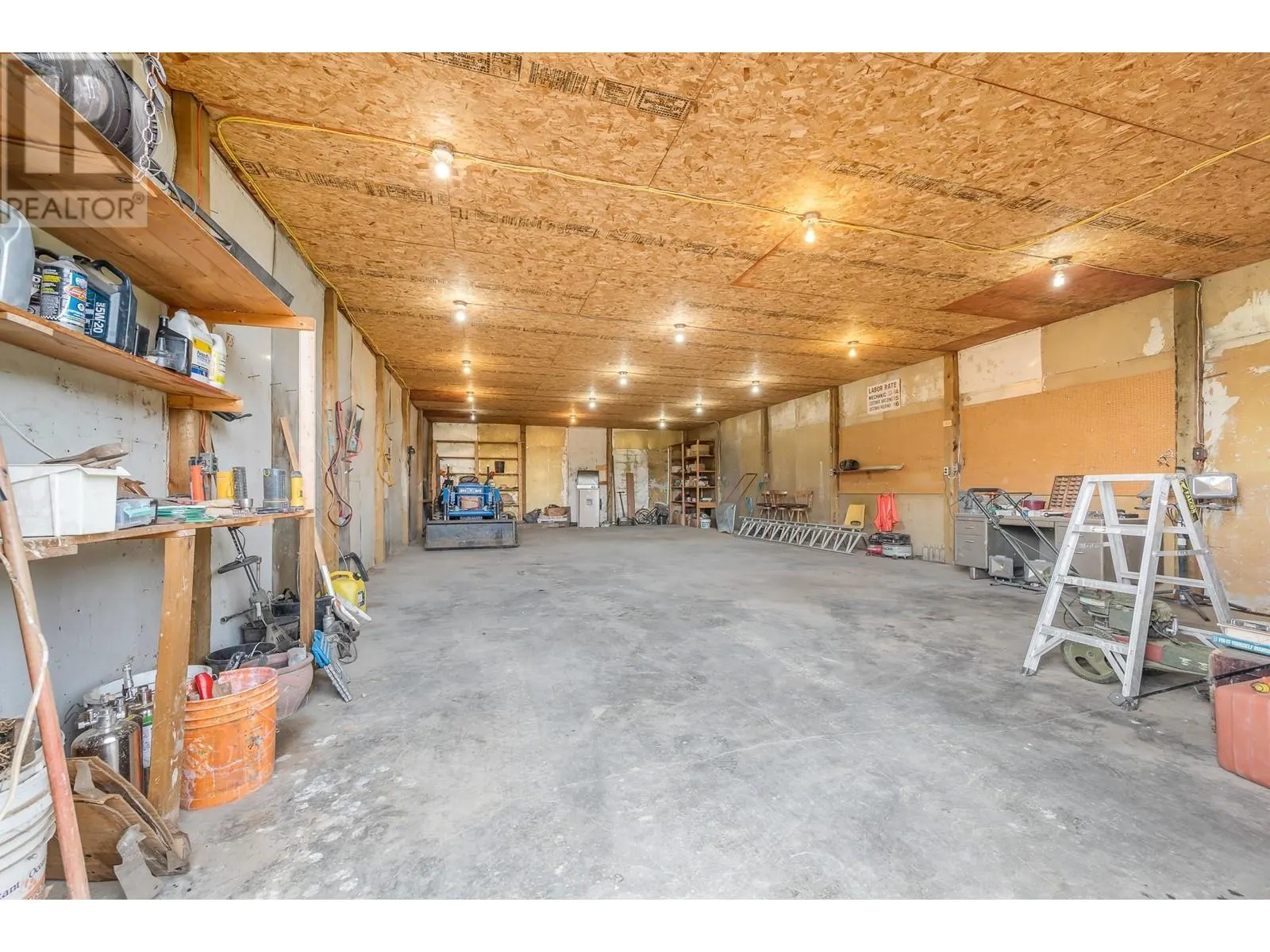 3575 Canyon Road