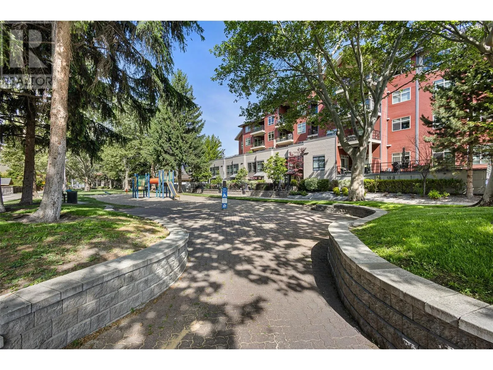 457 West Avenue Unit# 407