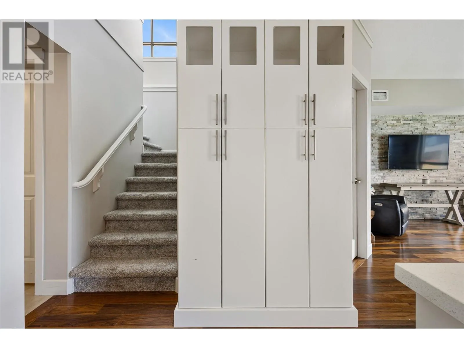 457 West Avenue Unit# 407