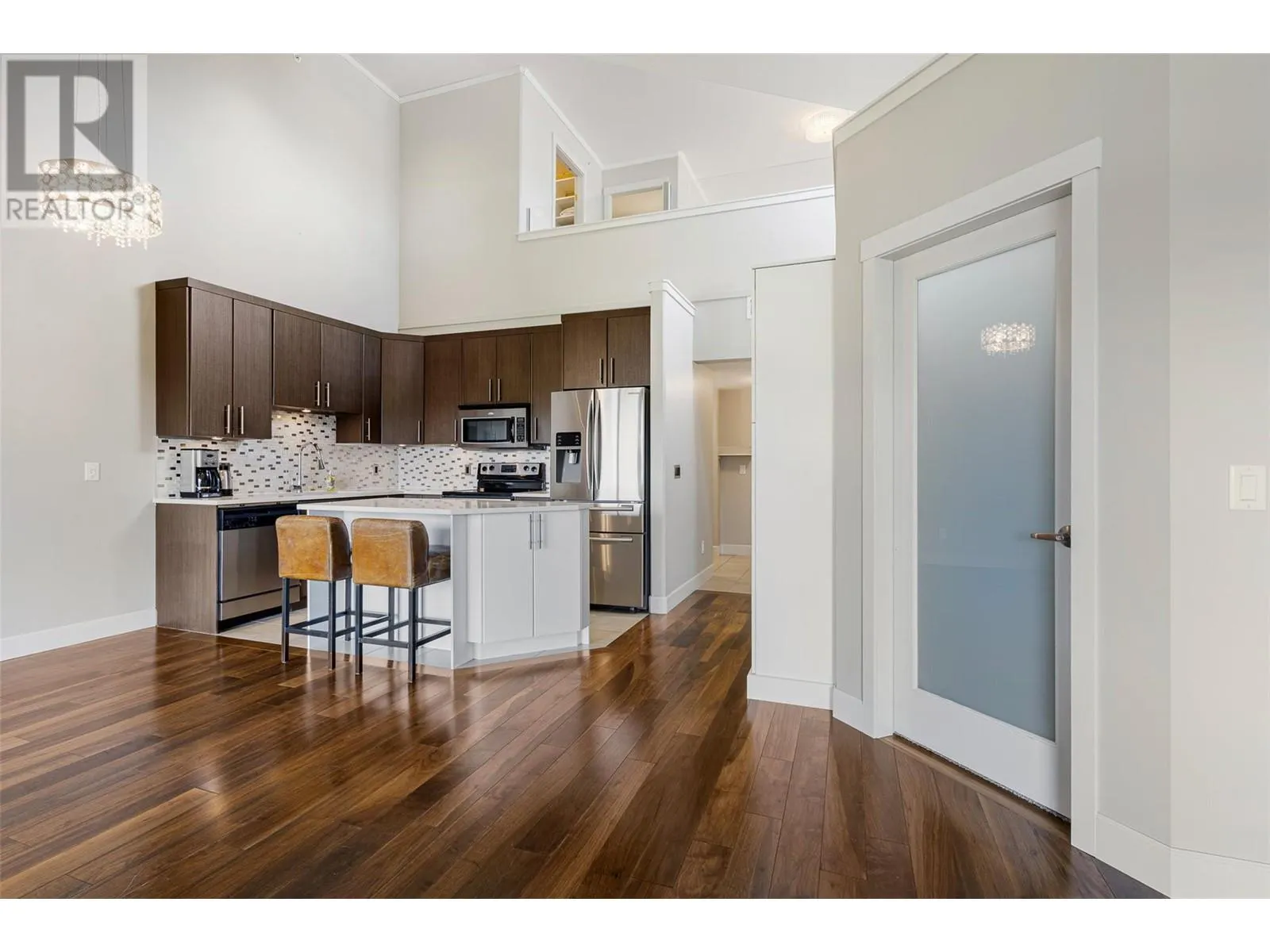 457 West Avenue Unit# 407