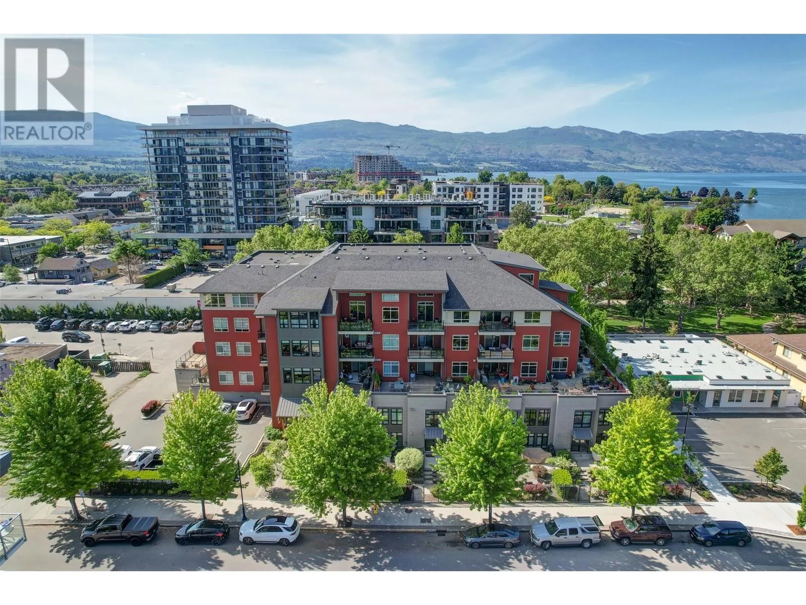 457 West Avenue Unit# 407