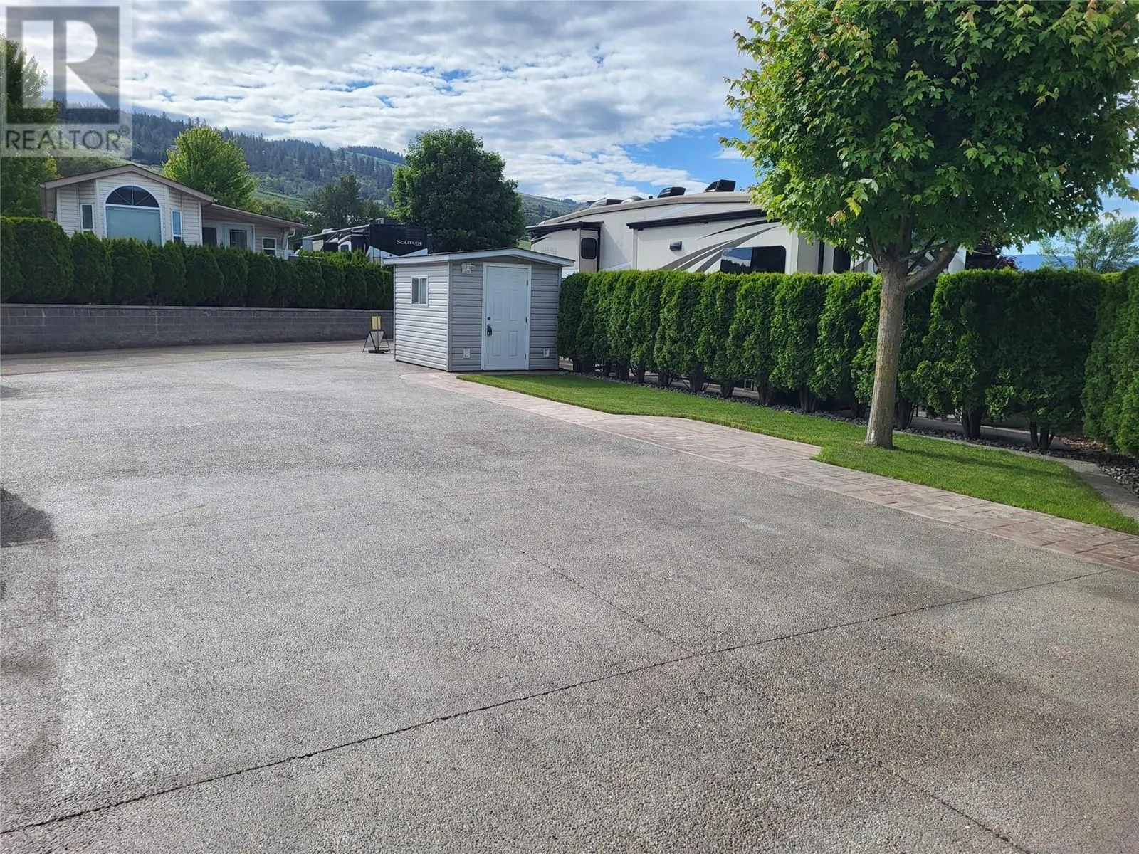 8000 Highland Road Unit# 113 Lot# 113