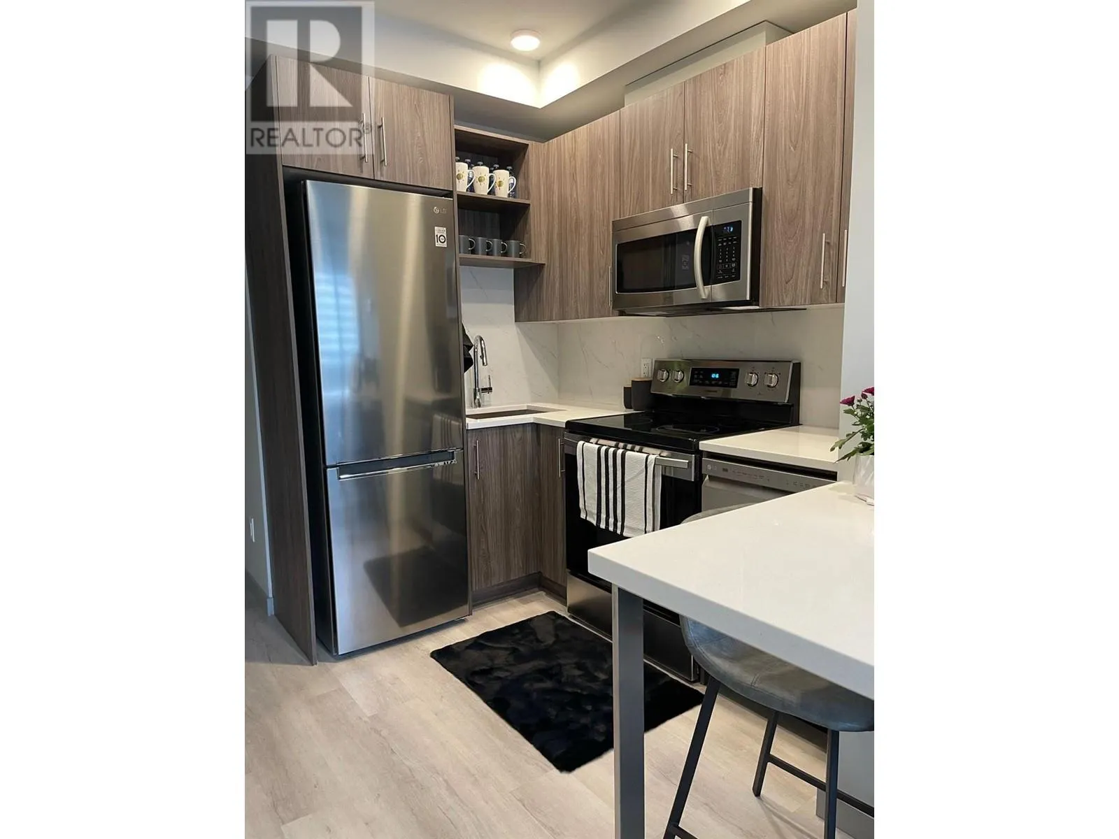 345 DOUGALL Road N Unit# 215
