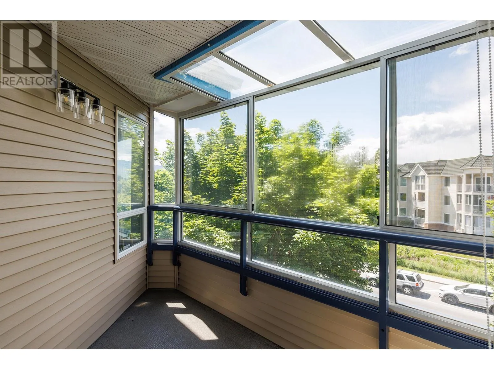 3157 Casorso Road Unit# 317