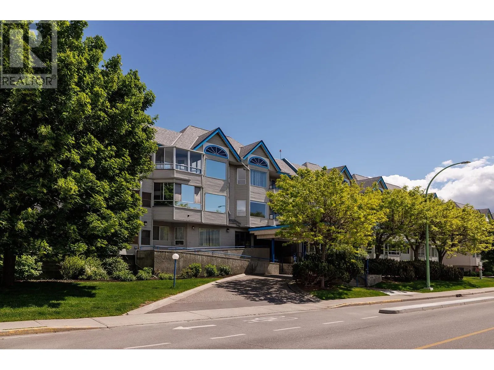 3157 Casorso Road Unit# 317