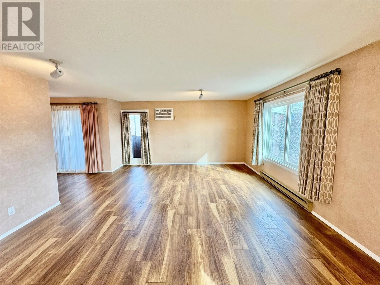 1640 Ufton Court Unit# 316