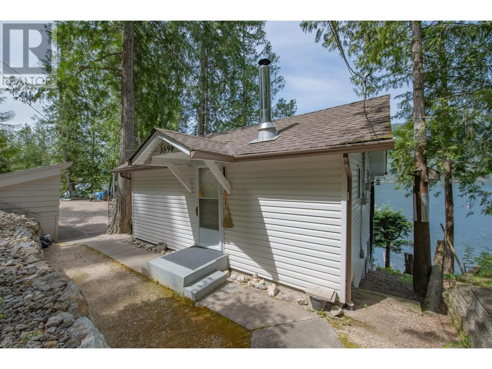 3598 Mabel Lake Road