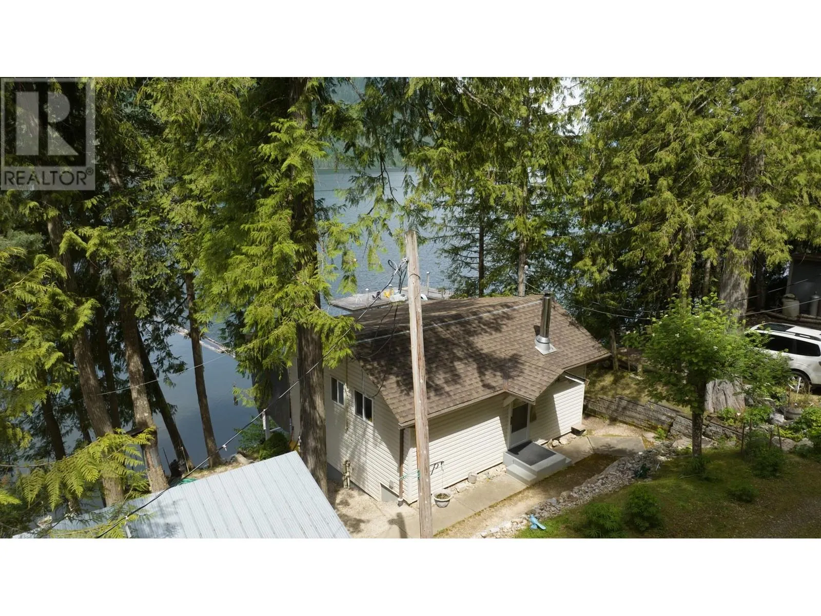 3598 Mabel Lake Road