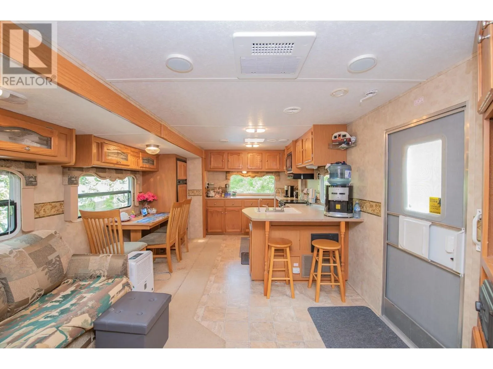 3598 Mabel Lake Road