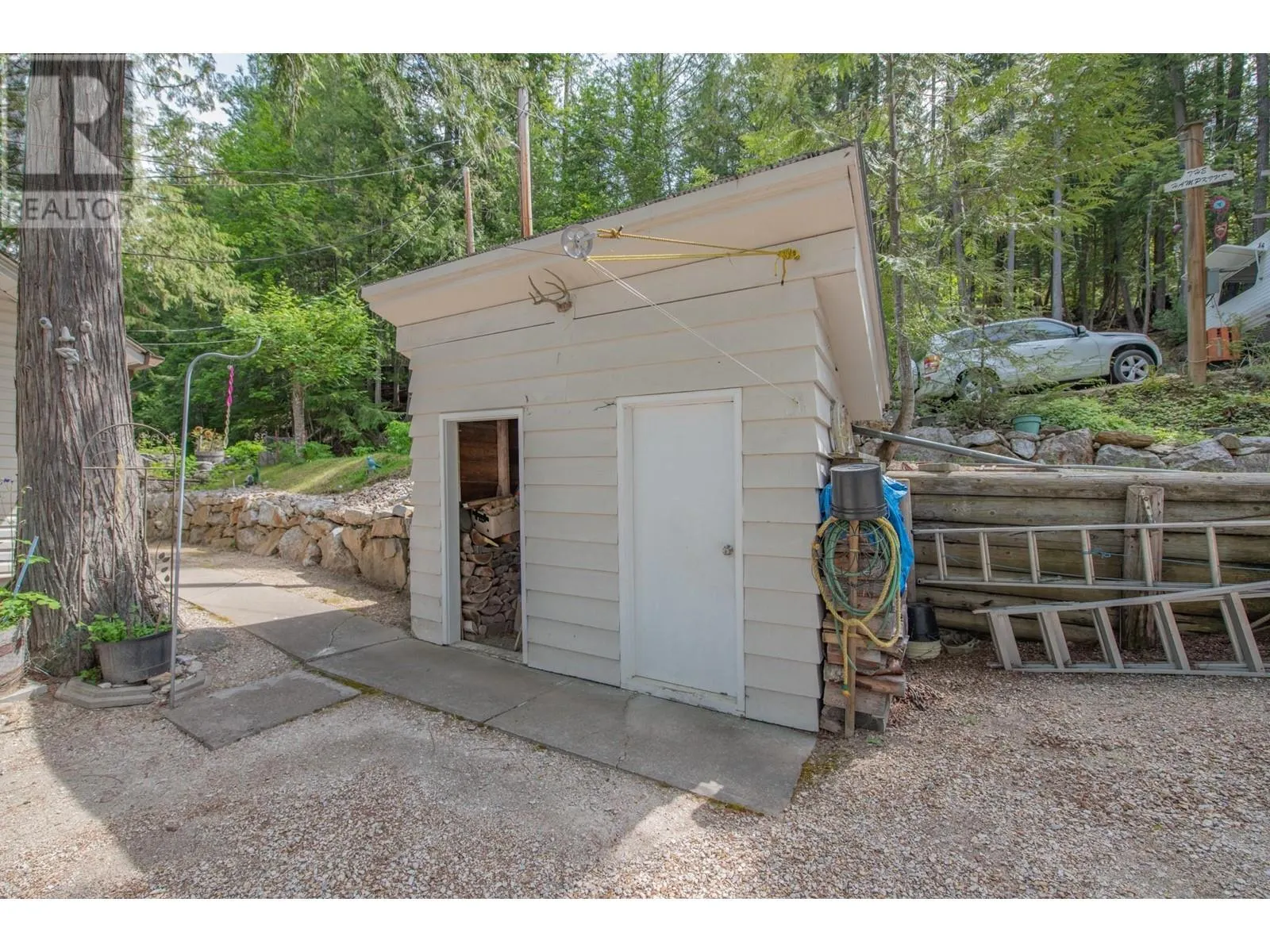 3598 Mabel Lake Road