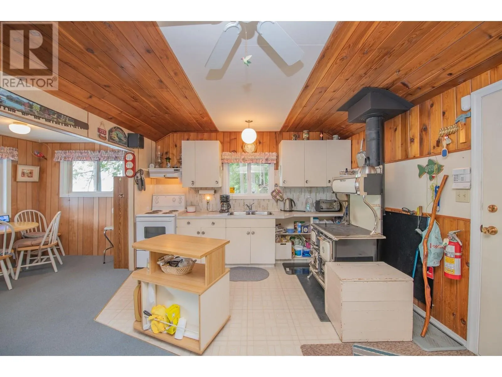 3598 Mabel Lake Road