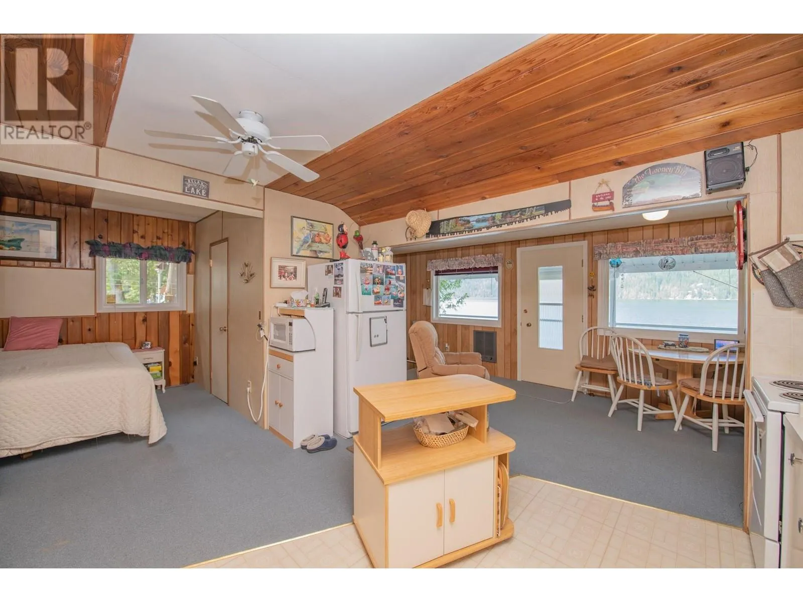 3598 Mabel Lake Road