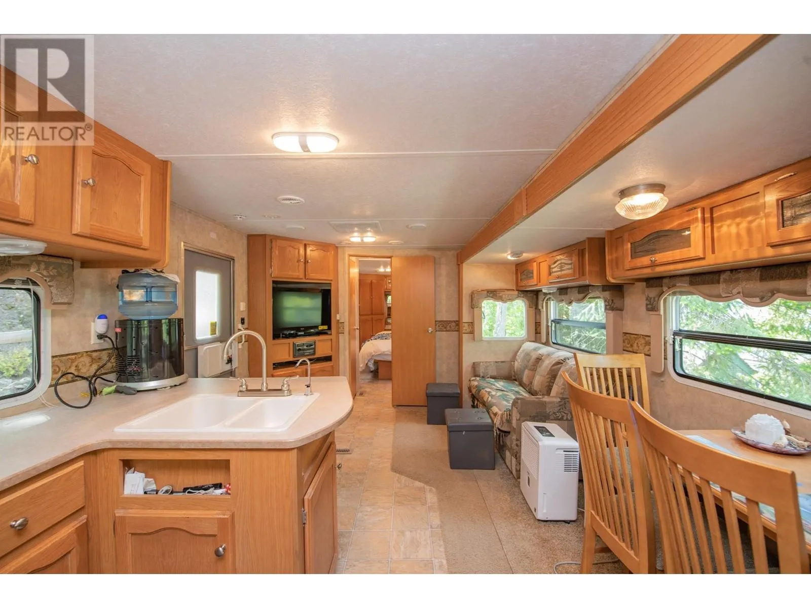 3598 Mabel Lake Road