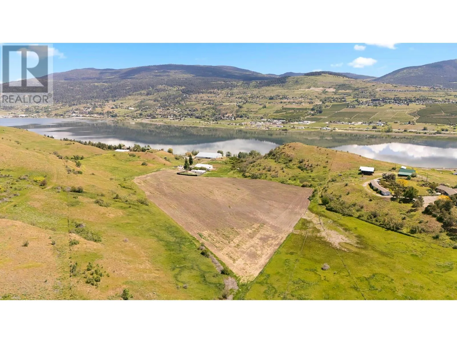 6924/6926 Old Kamloops Road