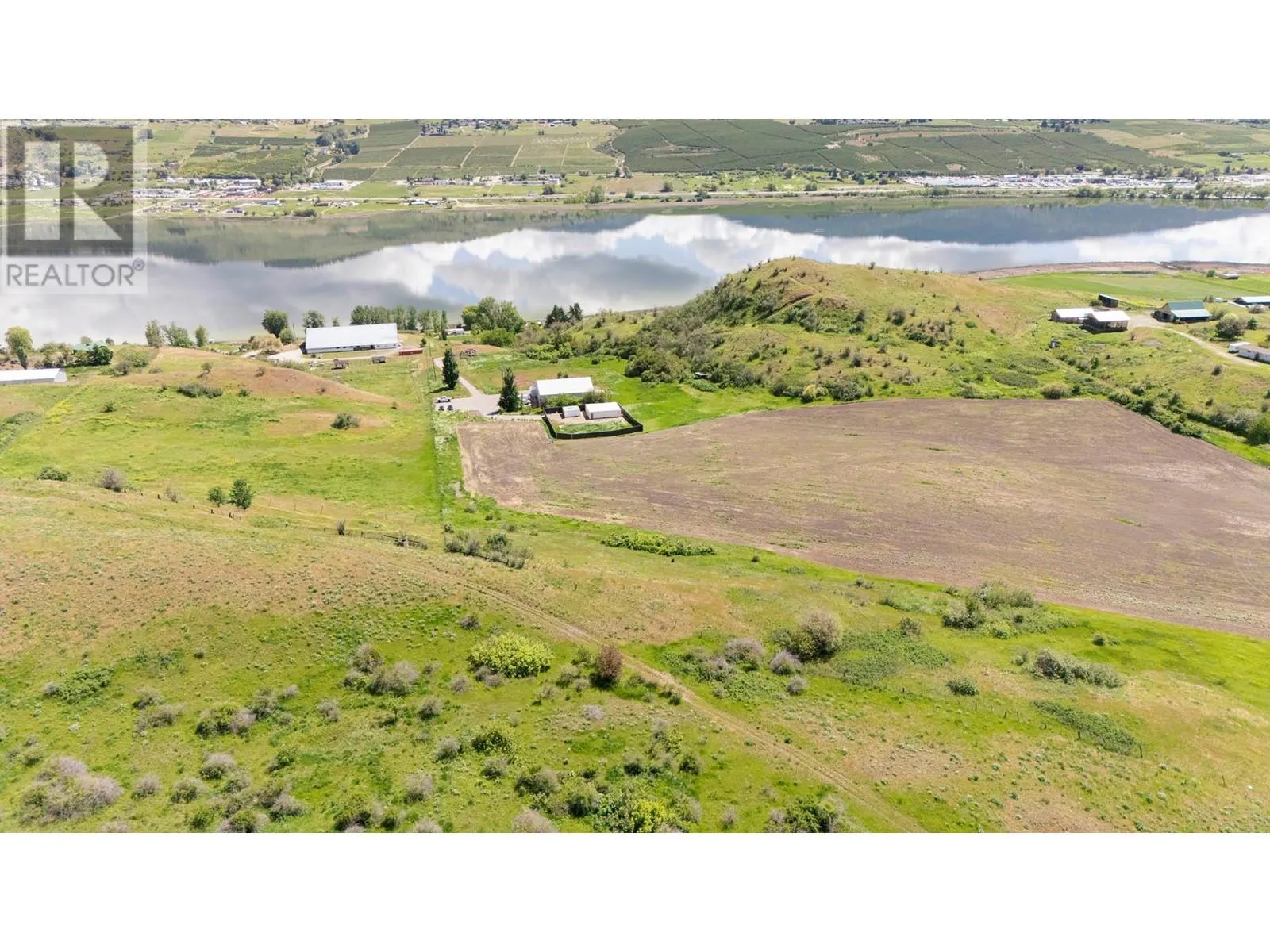 6924/6926 Old Kamloops Road