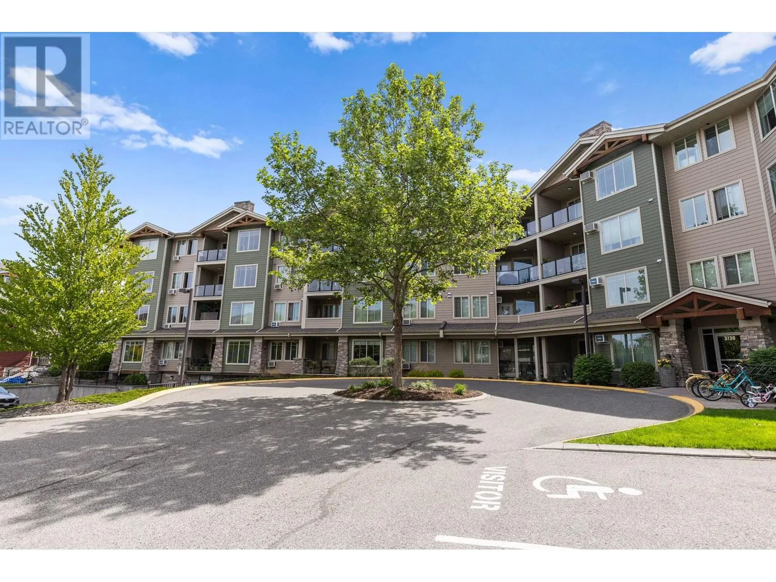 3739 Casorso Road Unit# 111