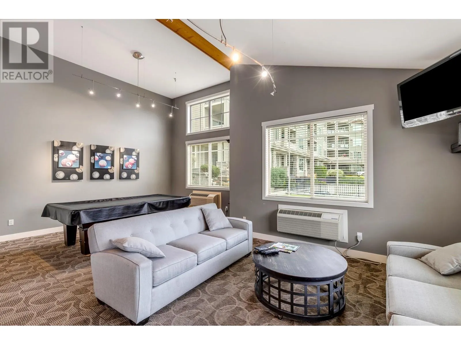 3739 Casorso Road Unit# 111