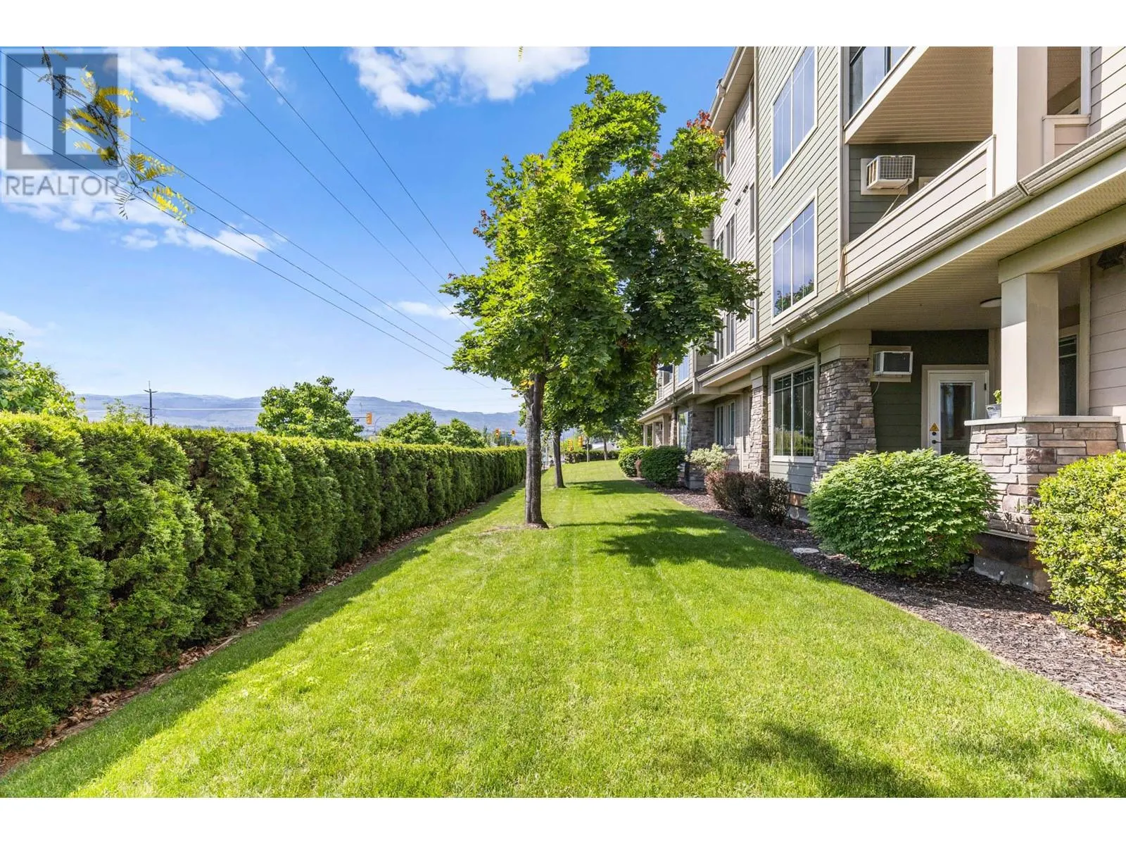 3739 Casorso Road Unit# 111