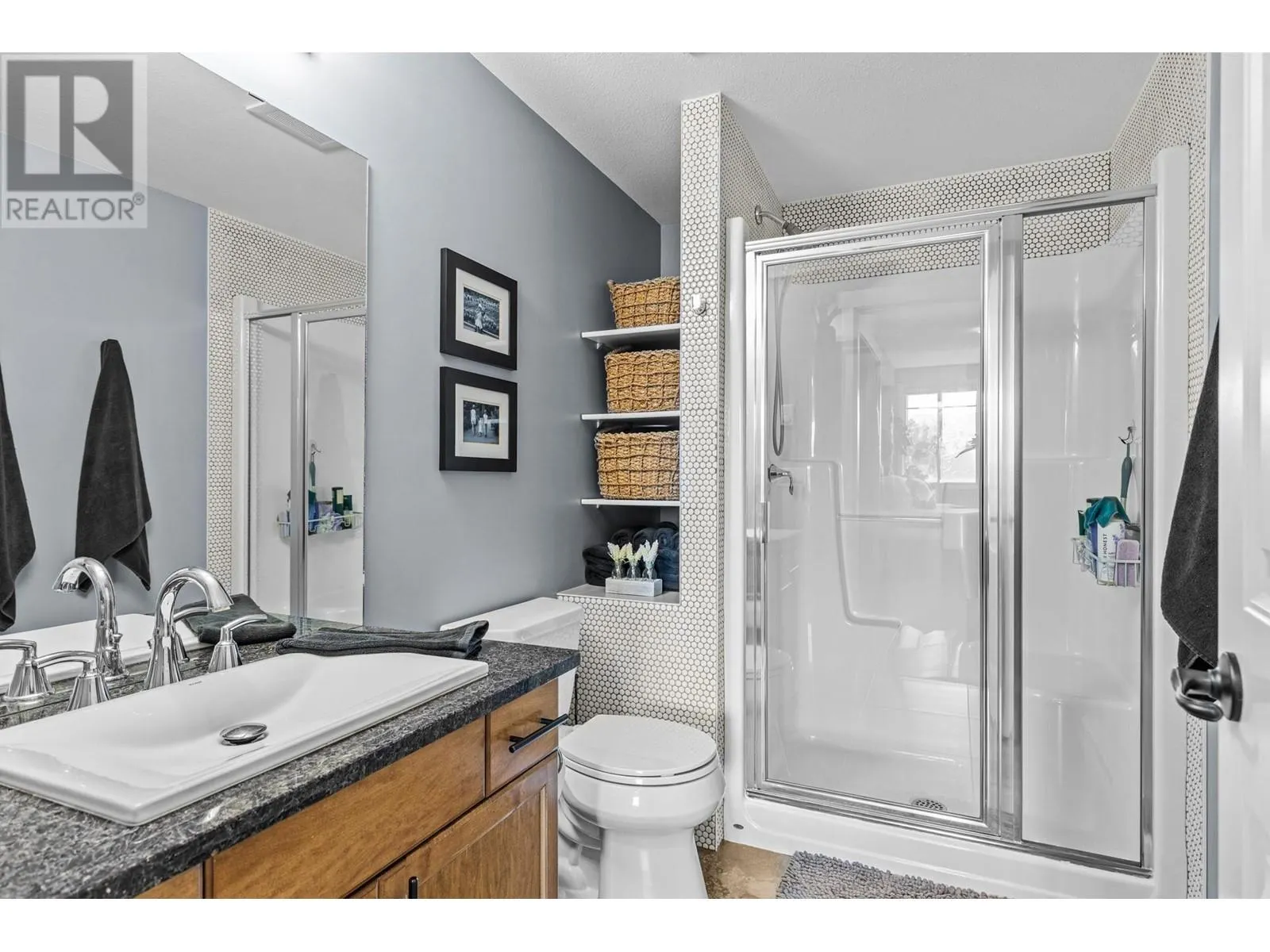 3739 Casorso Road Unit# 111