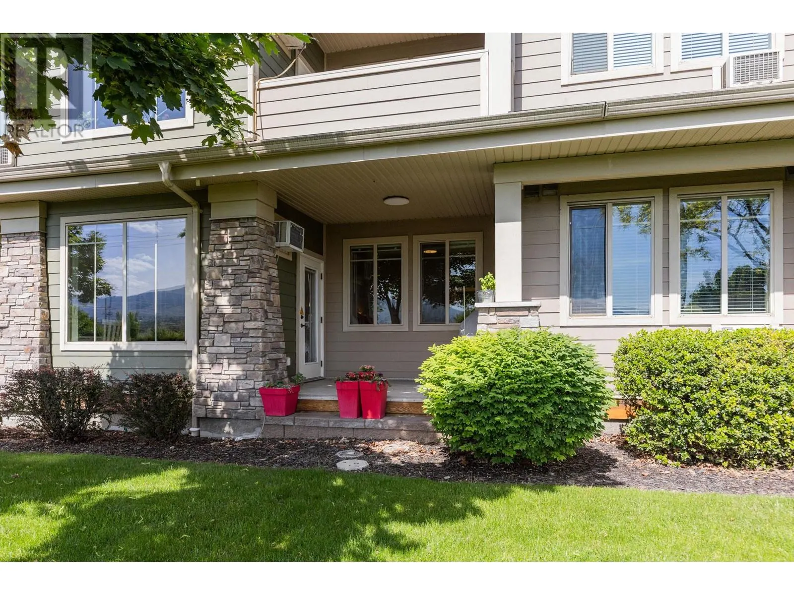 3739 Casorso Road Unit# 111