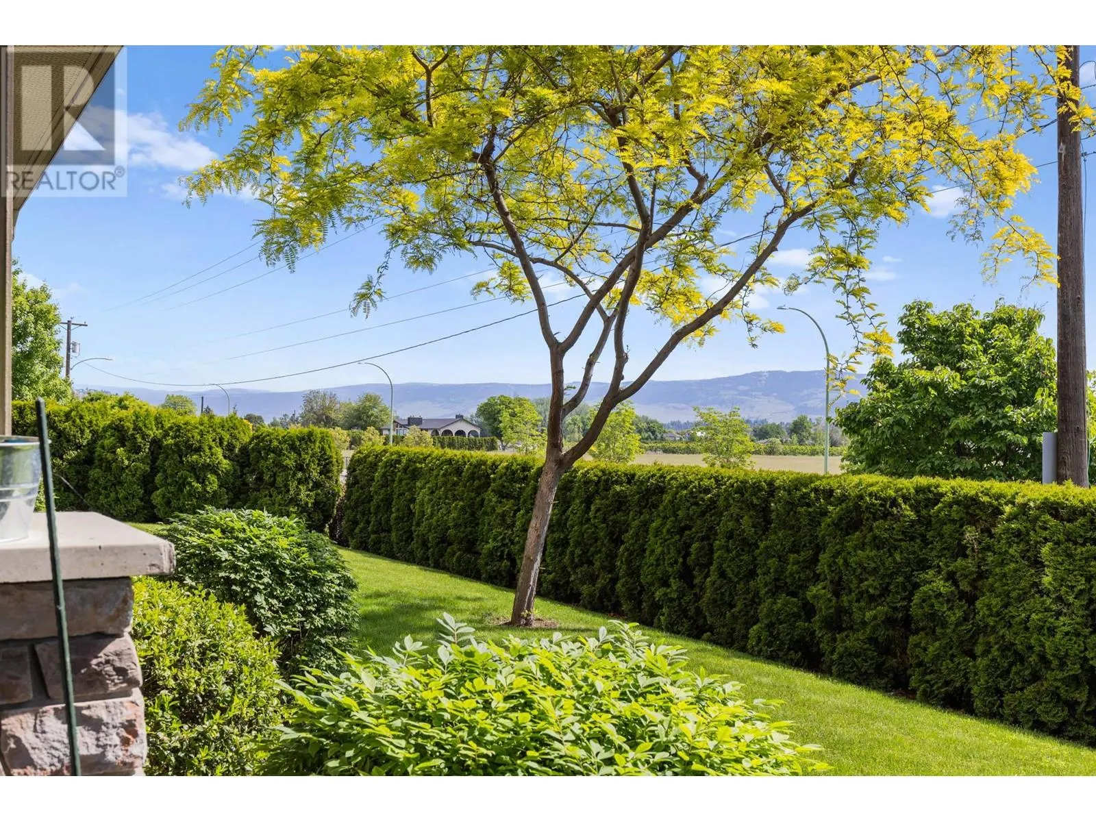 3739 Casorso Road Unit# 111