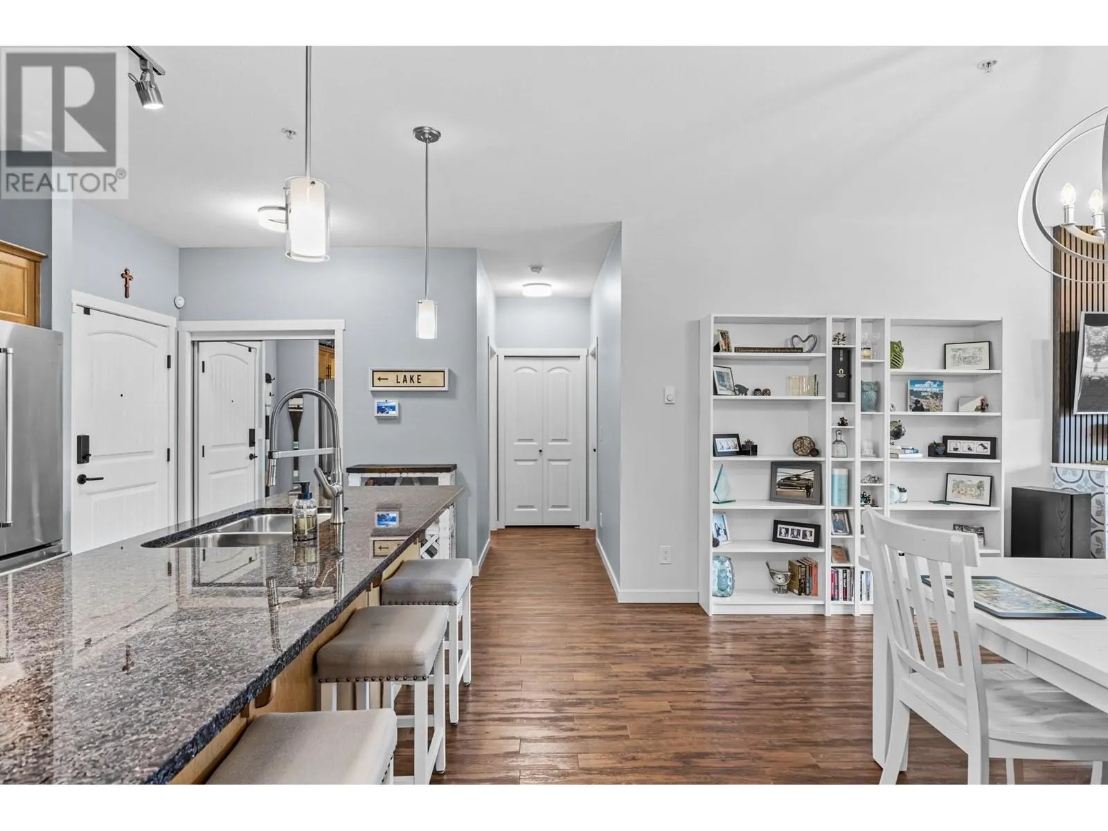 3739 Casorso Road Unit# 111