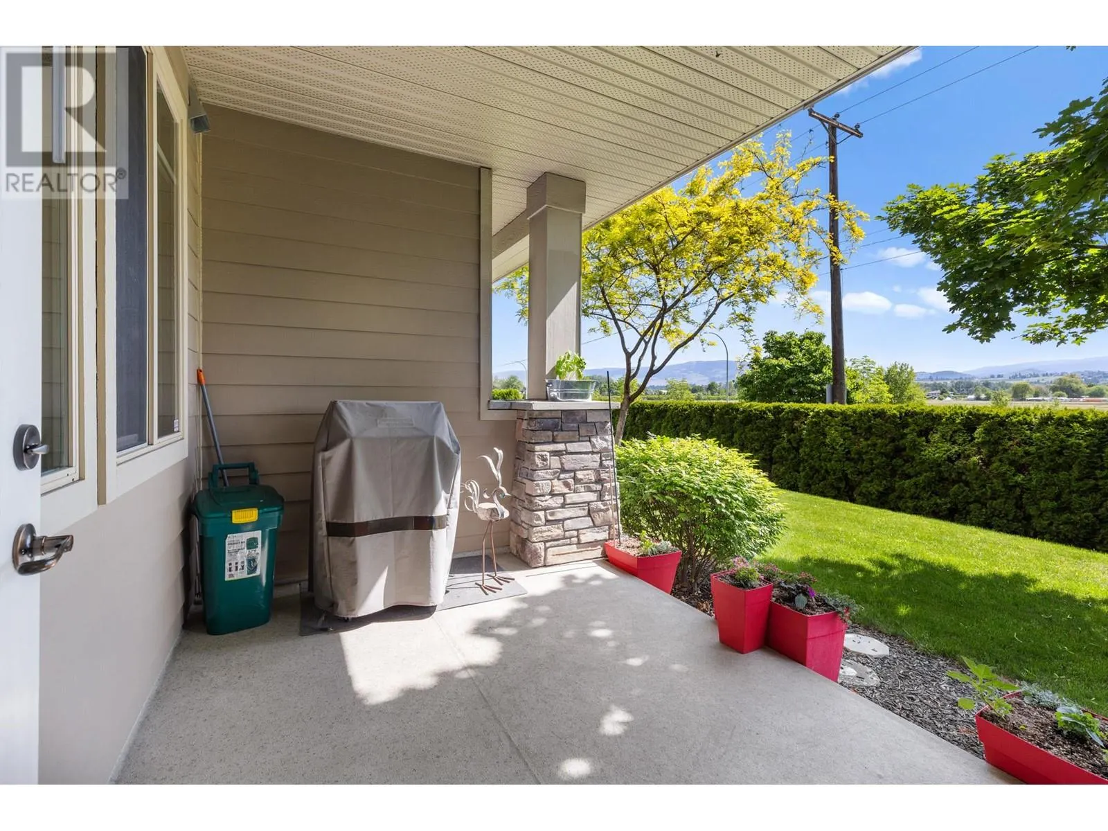 3739 Casorso Road Unit# 111