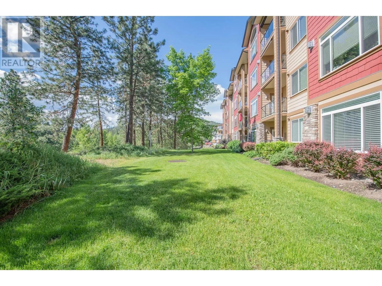 2532 Shoreline Drive Unit# 305