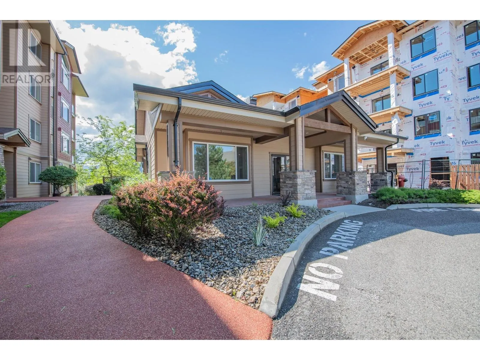 2532 Shoreline Drive Unit# 305