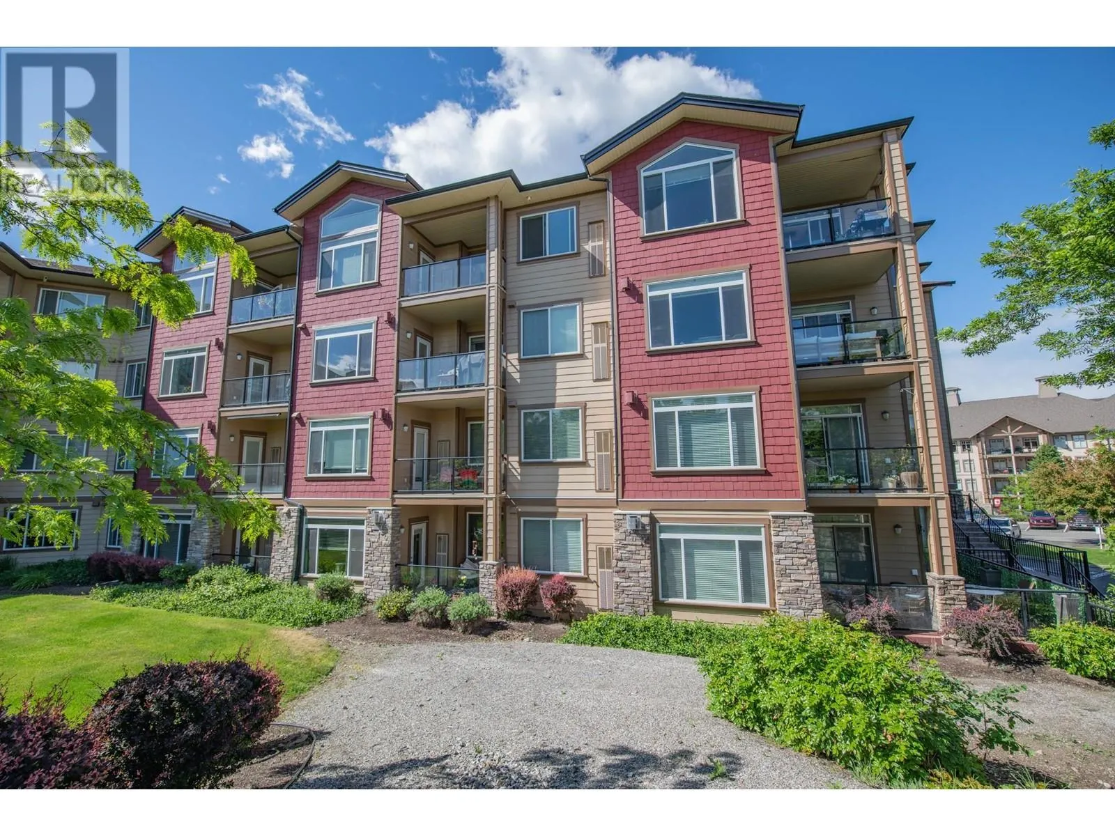 2532 Shoreline Drive Unit# 305