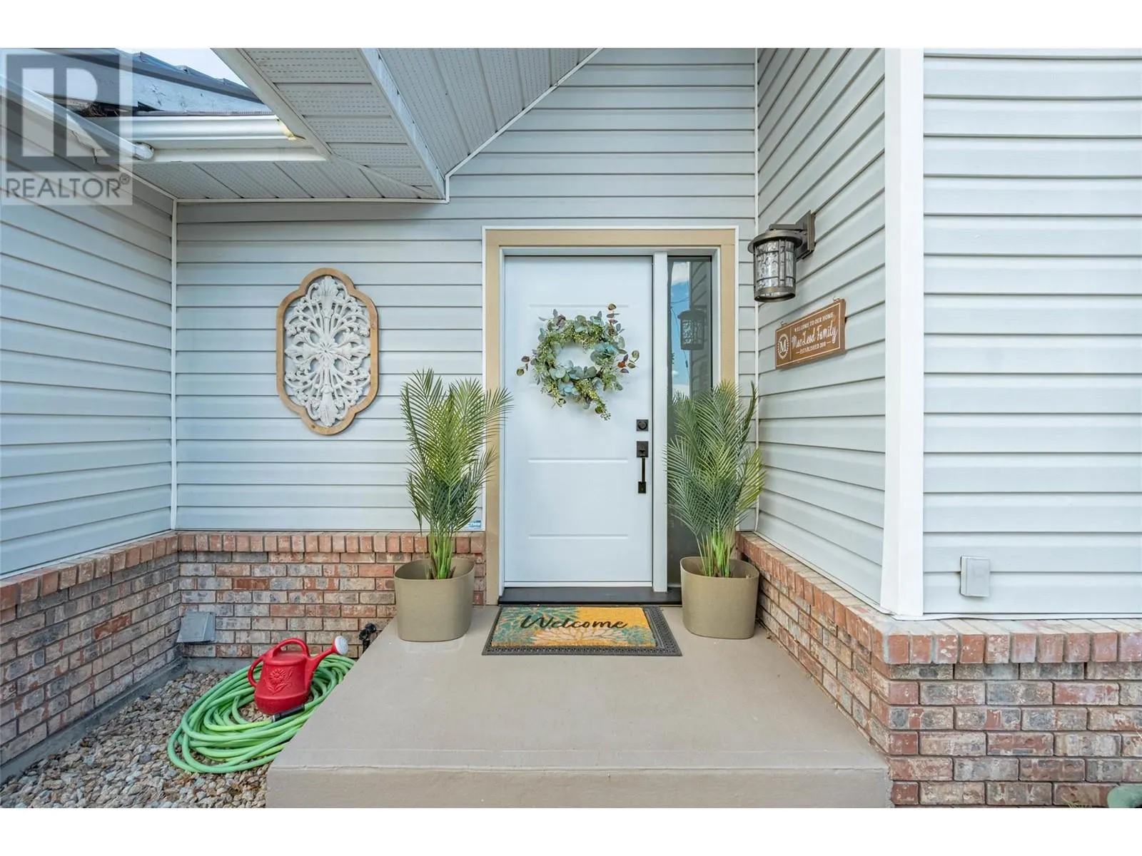 5896 FAIRVIEW Place