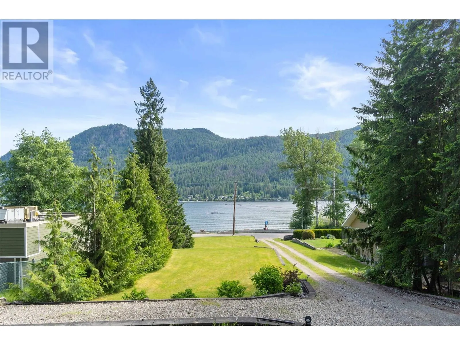 2524 Blind Bay Road