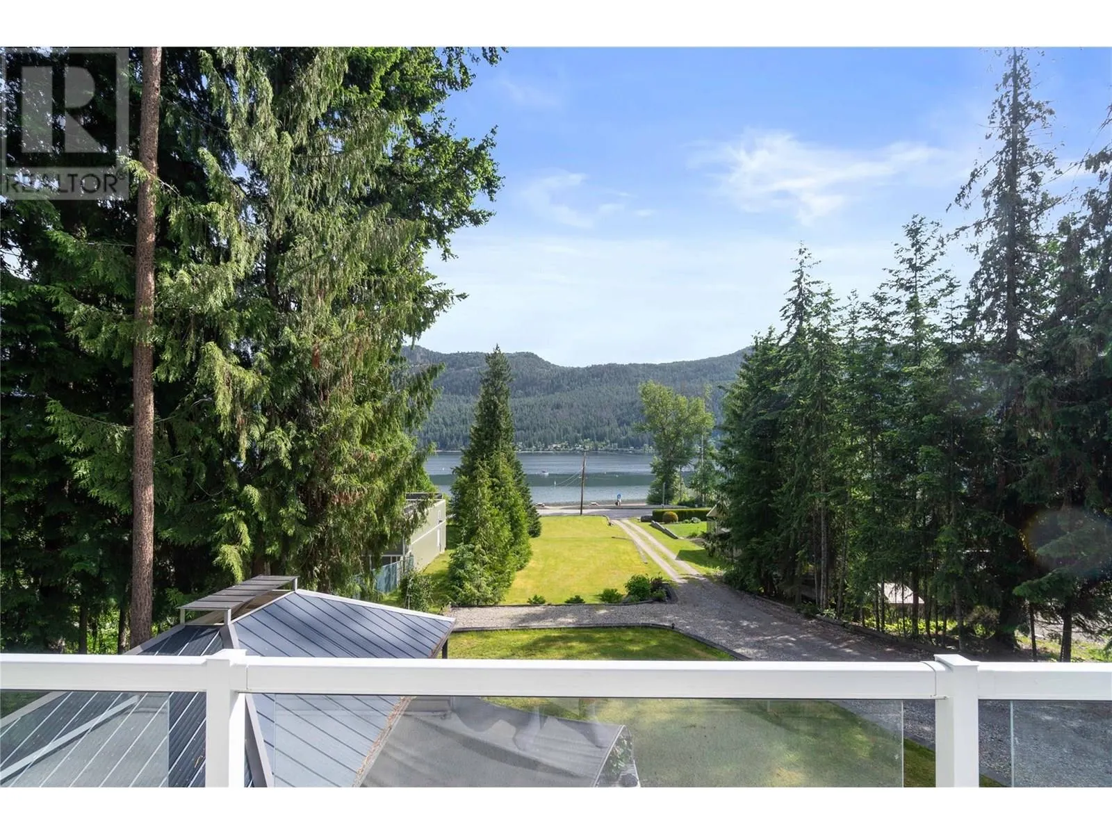 2524 Blind Bay Road