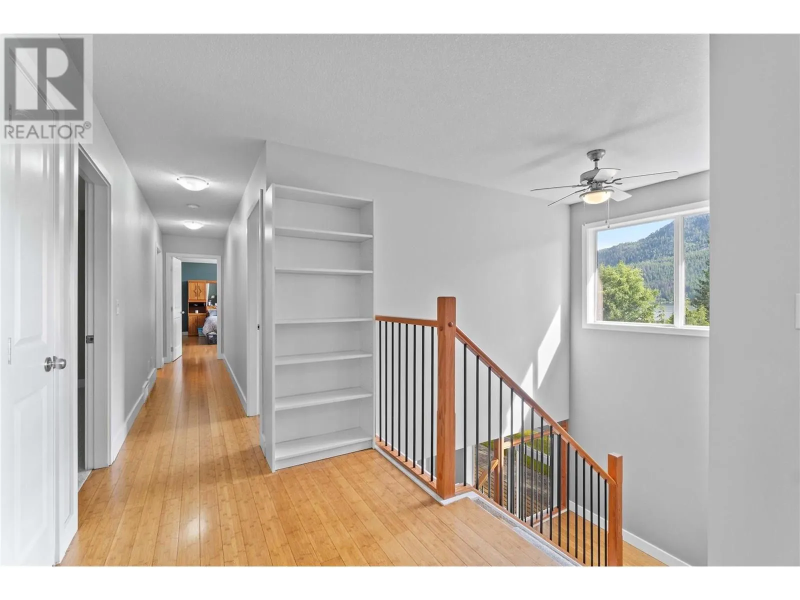 2524 Blind Bay Road