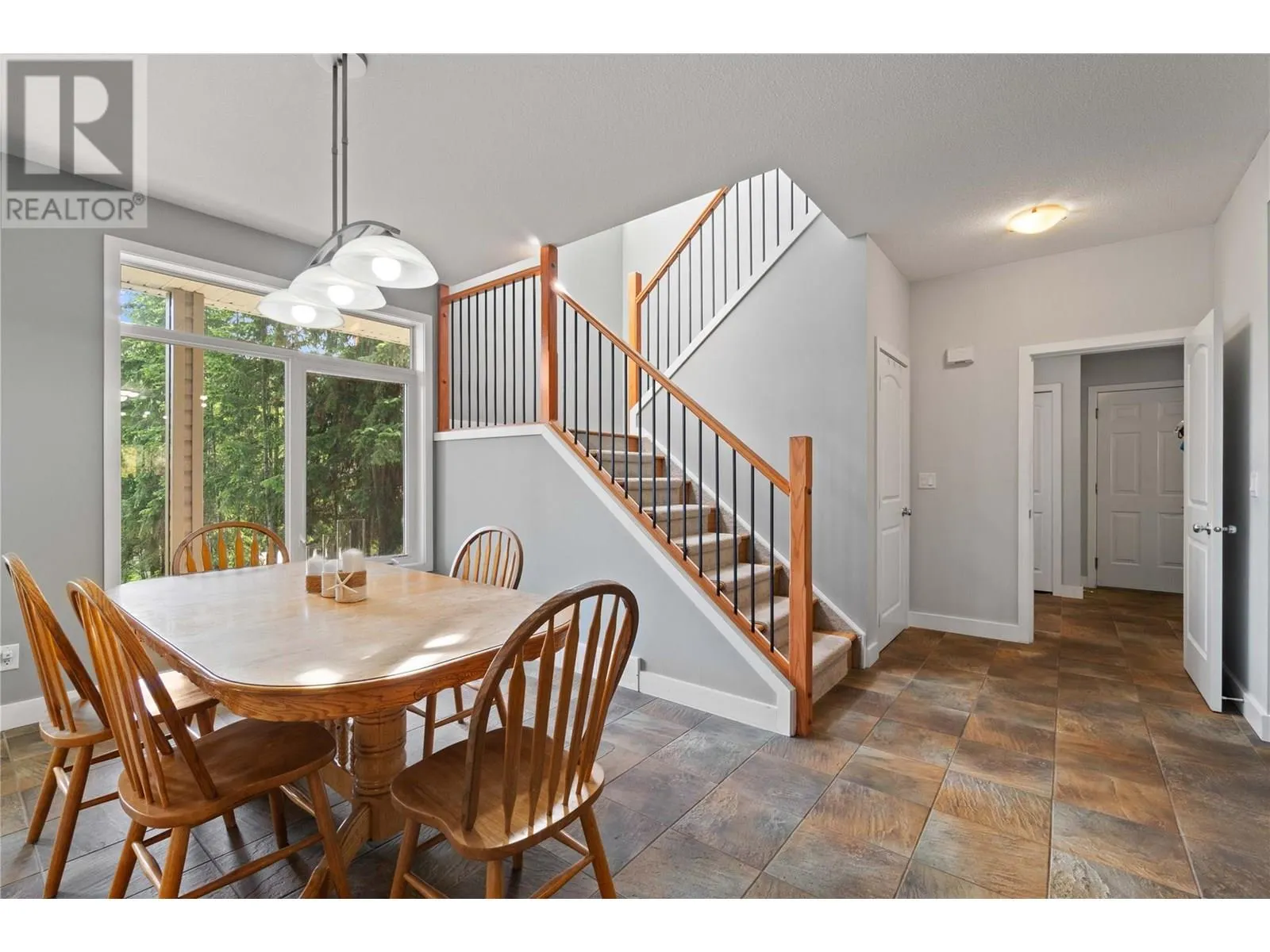 2524 Blind Bay Road
