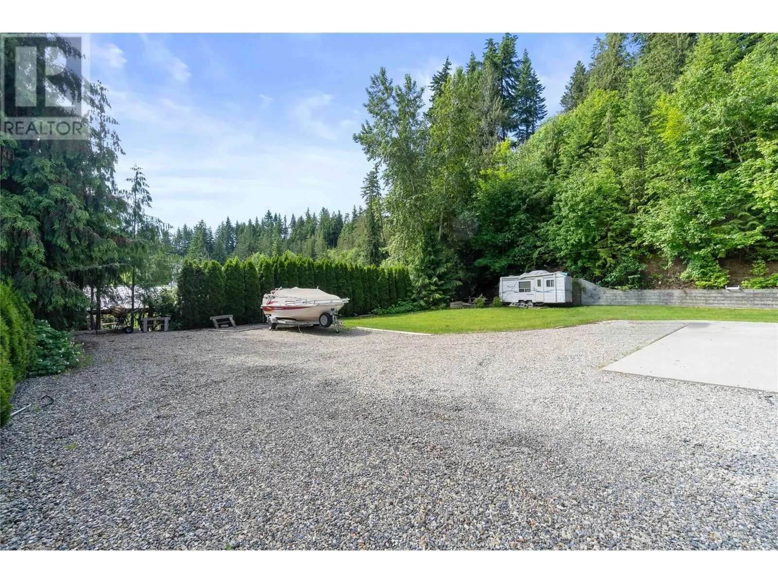 2524 Blind Bay Road
