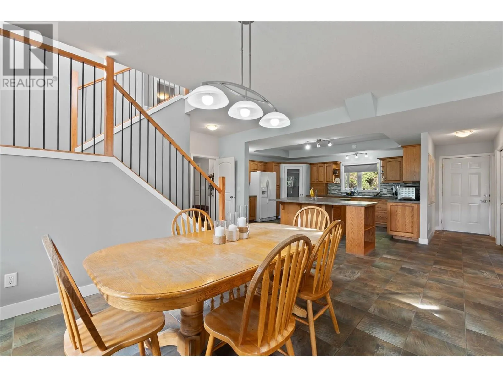 2524 Blind Bay Road