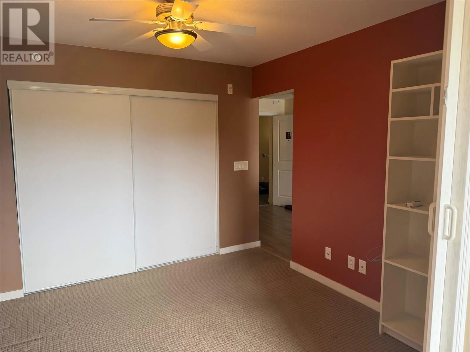 1550 Dickson Avenue Unit# 421
