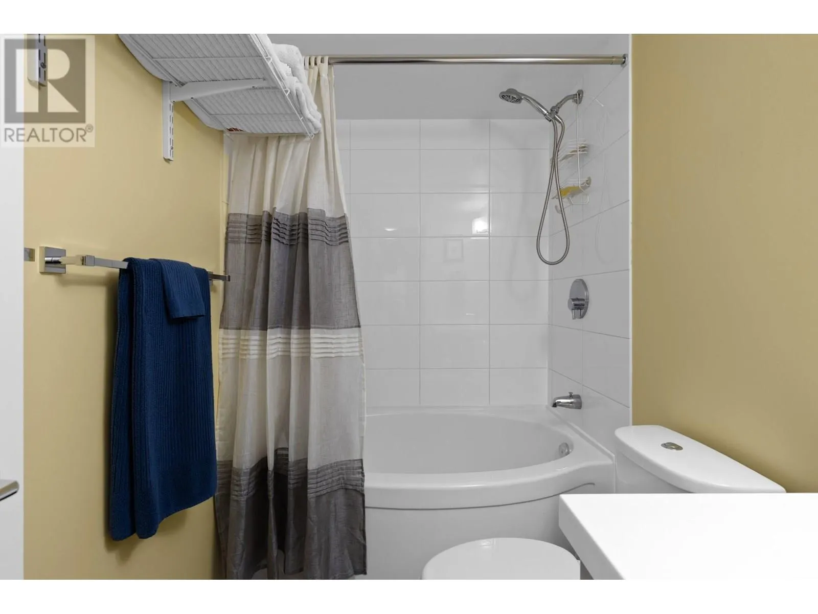 1550 Dickson Avenue Unit# 421