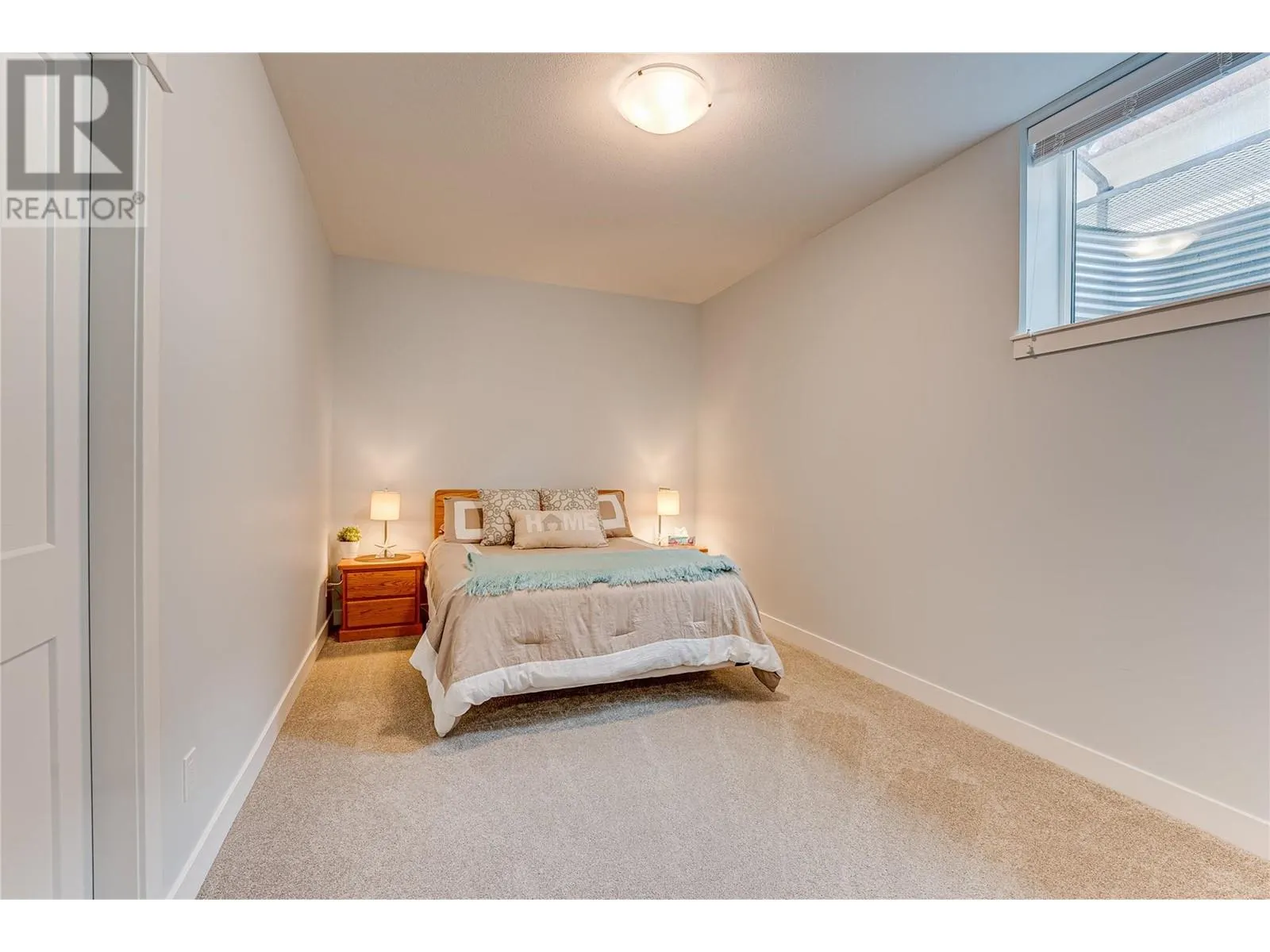 2444 York Avenue Unit# 8