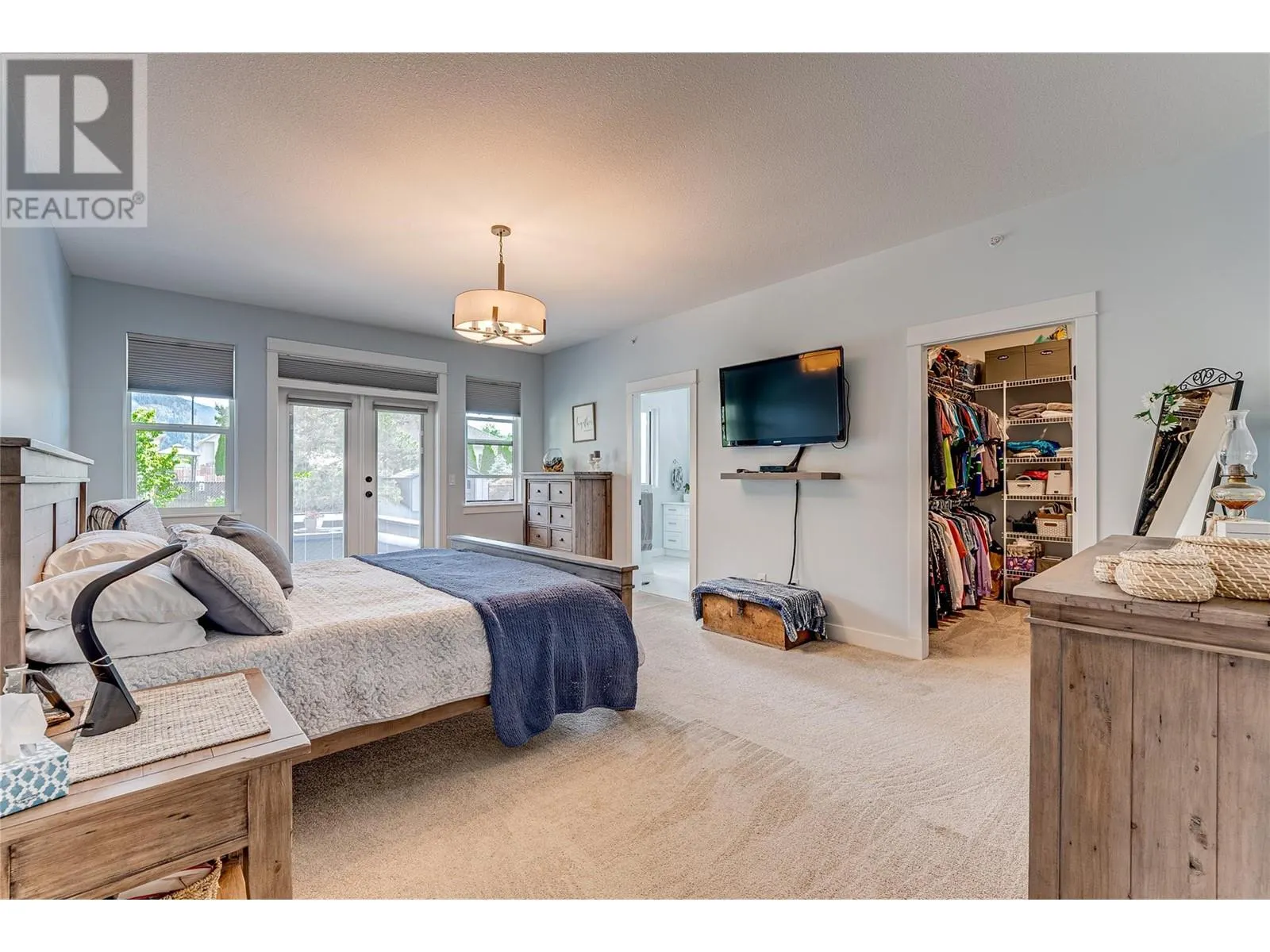 2444 York Avenue Unit# 8