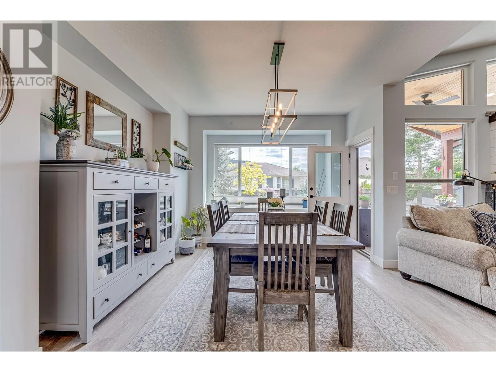 2444 York Avenue Unit# 8
