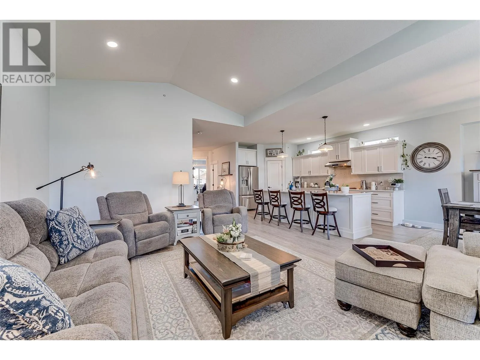 2444 York Avenue Unit# 8