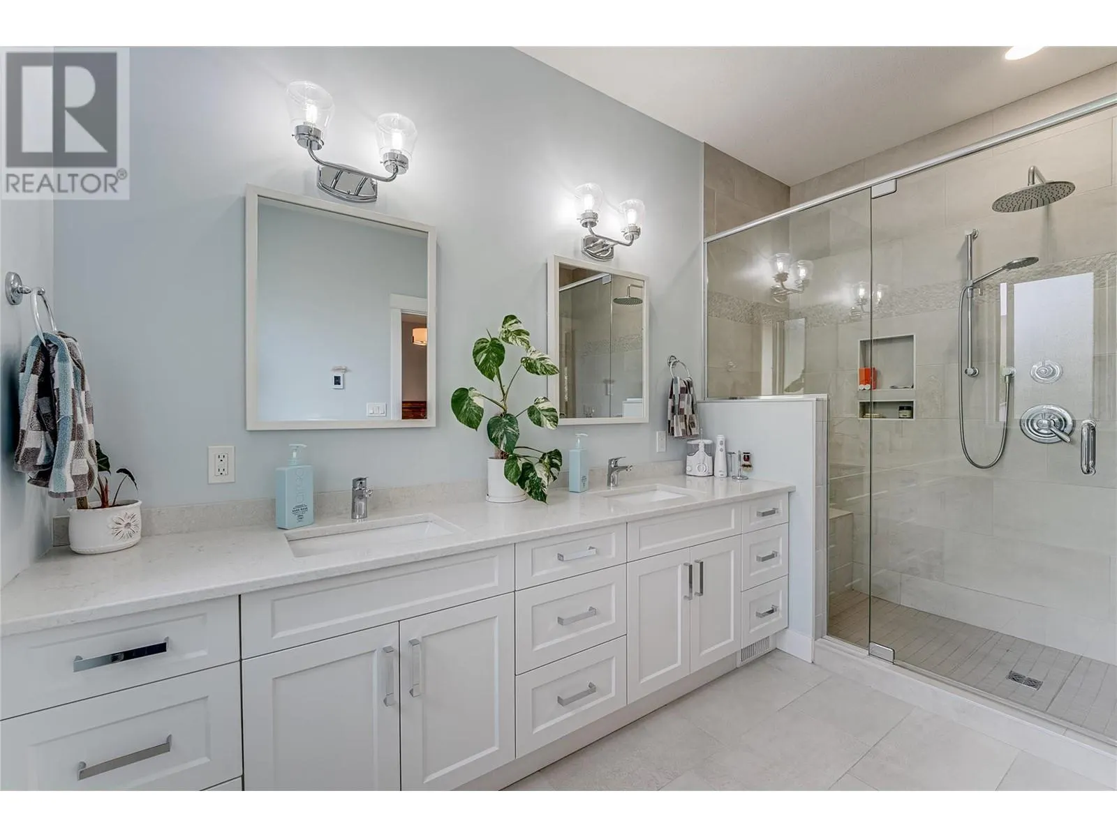 2444 York Avenue Unit# 8