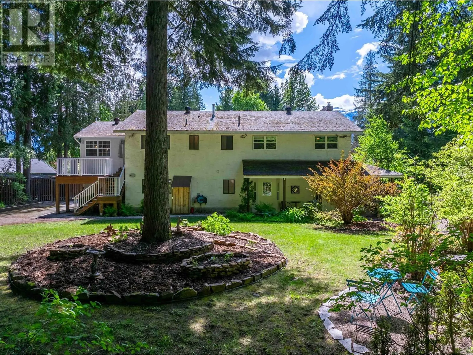 1640 Galt Crescent