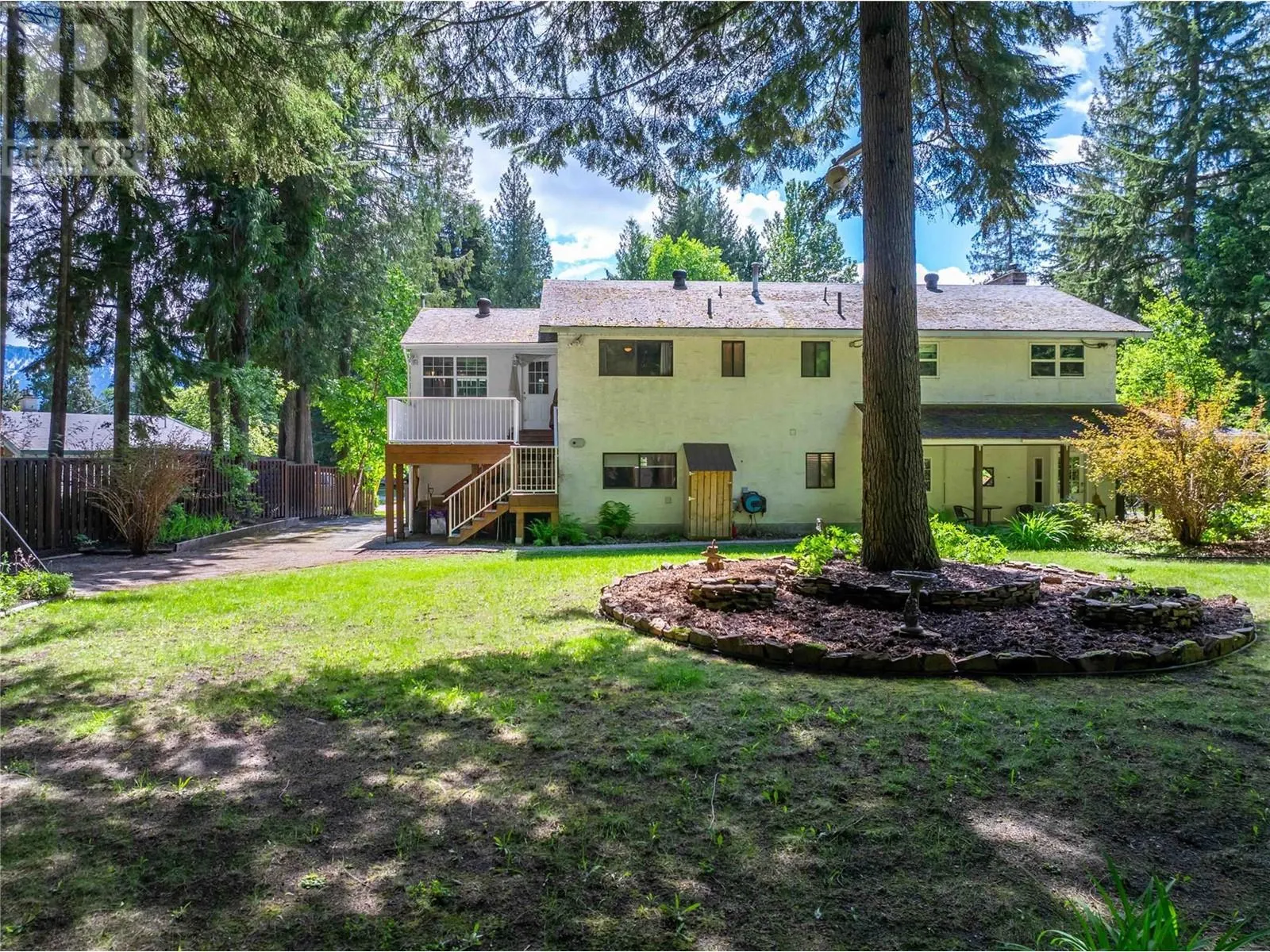 1640 Galt Crescent