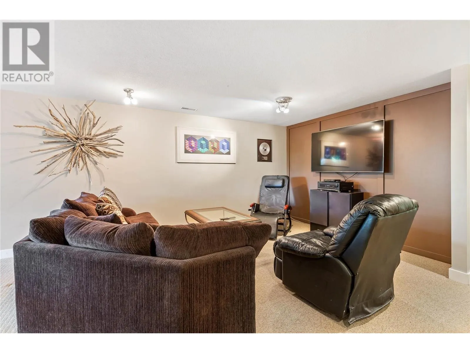 2931 Thacker Drive