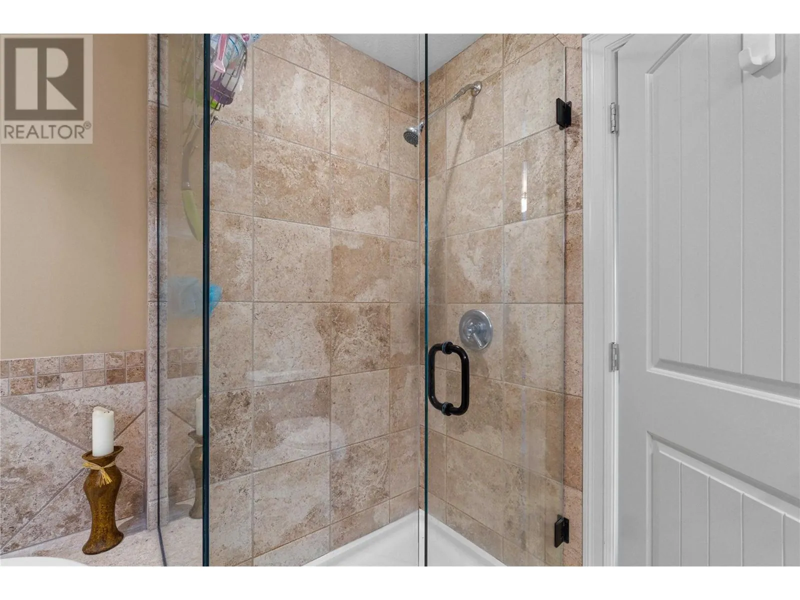 1431 Auto Road SE Unit# 4